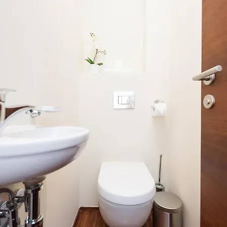 Empirent Boutique Praha